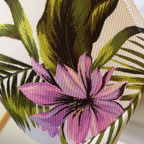 Shade & Shore Cream Bikini Top - Picture 3 of 8